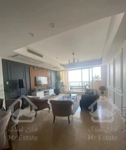 ۱۷۵متر ۳ خواب/۲پارکینگ/سازه برند*قلب فرمانیه شرقی