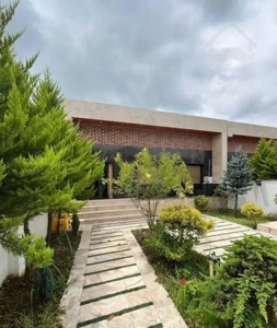 ویلا فلت جنگلی زیبا