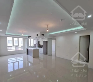 ۱۰۰متر/سالن پرده خور/نوساز/بسیارشیک/قابل تبدیل