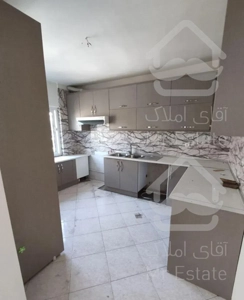 شهرک غرب ۱۵۰ متر ۳ خ فلامک