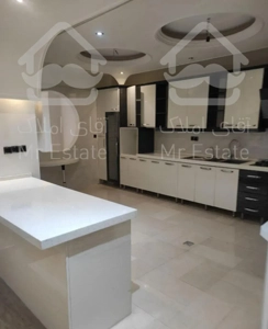 ۲۷۰متر در اوج آسمان بدون مشابه سازه