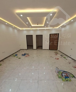 فروش طبقه نوساز خوش نقشه