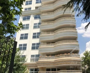 آپارتمان صد متری ۲ خوابه برج ماهور دریاچه چیتگر