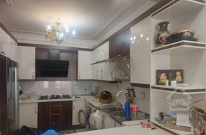 ۱۱۰ متری دو خواب ، بازسازی ، سند دار