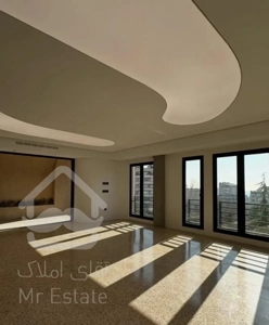 فروش‌آپارتمان۱۴۰متری/نیاوران/تراس قابل چیدمان
