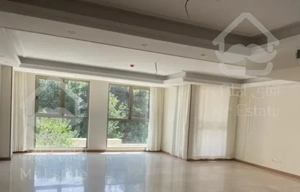 ۱۷۰مترنیاوران۲پارکینگ تراس سالن وسیع آفتاب مستقیم