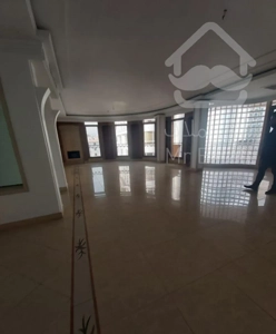 نیاوران/ یاسر ۲۲۰ متر فول مشاعات