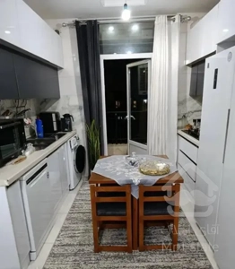 آپارتمان فروش فوری ۵۵متری نوسازباپارکینگ(کر یمی )