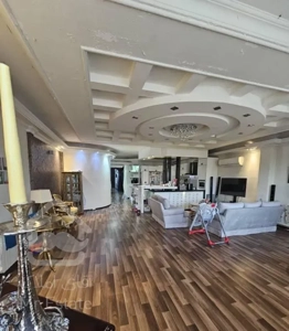 آپارتمان ۱۳۵متری،جنوبی،سجاد،بهار،ویو پارک