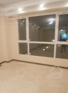 ۷۵ متر//غرق نور//سالن پرده خور