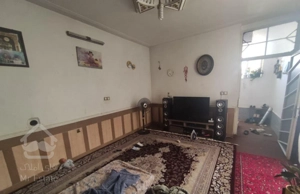 فروش آپارتمان کاملا مستقل طبقه اول.بدون مزاحمت