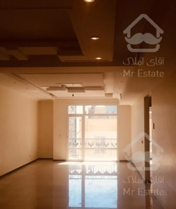 روبروی متروشریعتی۱۱۰متر۲خواب روبه افتاب