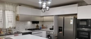 77 متری/ 500 میلیون وام دارد/ 2 خواب/ تک واحدی