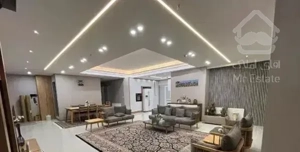 واحد۱۹۰متری ارتش/متریال برند