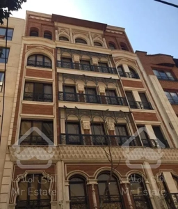 ۱۴۴متر/۳ ساله واقعی/۳خواب/۲ پارکینگ/قیطریه