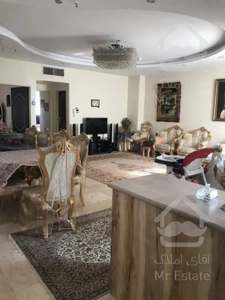 ۱۲۱متر دوخواب ۳ساله