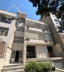 آپارتمان ۱۸۰ متری ۳ خوابه صادقیه