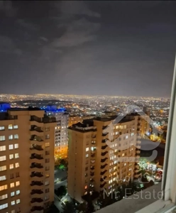 آپارتمان ۱۱۵ متری . شهرک محلاتی . ولایت پنجم