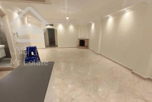 آپارتمان 125متری / قلب دروس / بازسازی شده