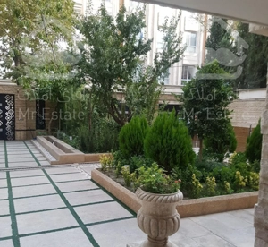 ۲۲۰ متر۳ خواب اقدسیه گلستان جنوبی