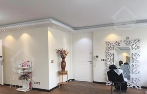 75متر اداری فول بازسازی شده طبقه دوم رو به نما