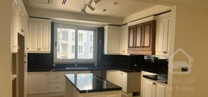 ۱۰۰متری/فول بازسازی/ویو ابدی/غرق نور