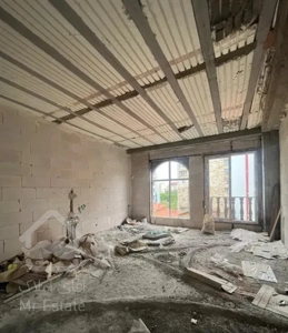 واحد۱۰۰متری/بلوارشیرودی/عرصه اعیان