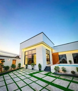 این ویلا چیزی برای گفتن نزاشته چون همه چیش کامله