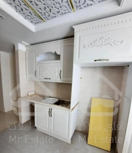 ۹۲متر/سالن پرده خور/آفتاب مستقیم/مجتمع شیک/نوساز