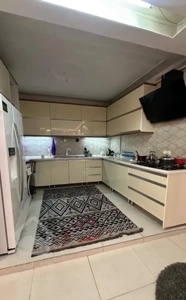 فروش واحد 104 متری  شیک توحید(اوقاف نیست)