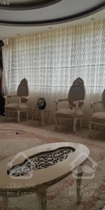 منزل نزدیک به دریاچه