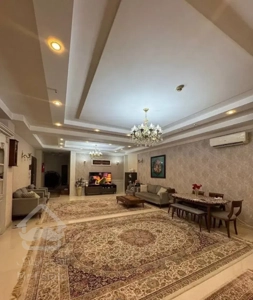 اپارتمان ۱۷۵ متر ابتدای سروش جلال