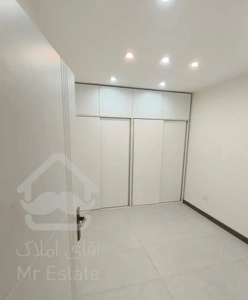 آپارتمان 70 متری میدان تاکستان