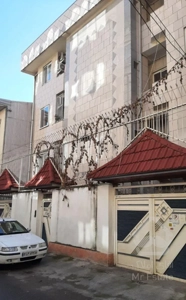 اجاره آپارتمان ۱۲۶ متری ۳ خوابه طبقه ۲