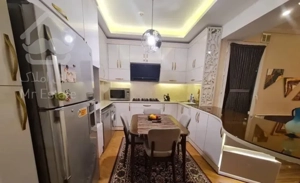 ۸۰متری/نقشه بدون پرت/دو واحدی/دو سر نورگیر