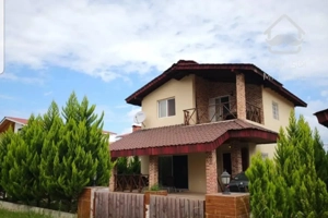 ویلا ۱۵۵ متری مبله ، شهرکی ، بر جاده ساحلی .