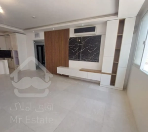 آپارتمان ۱۵۰ متری بازسازی هنرستان/معاوضه دارد