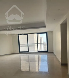 ۱۲۸ متر ۳ خواب/ نوساز/کردستان