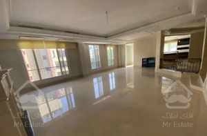 ۲٠٠ مـتر/تـکواحـدی/ فـرعی بـدون تـوصـیف