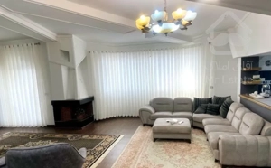 طالقانی، 100متر2خواب/ طبقه 3/ فول بازسازی و شیک