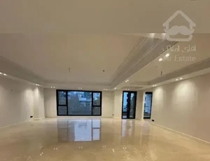 میرداماد ۲۷۰ متر ۴ خواب فول مشاعات