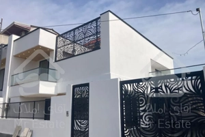 ویلا 240 متری دوبلکس با رووف گاردن