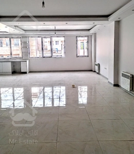 ۱۲۰ متر کلید نخورده بالای میدان المپیک سه طبقه تک واحدی زیر قیمت منطقه