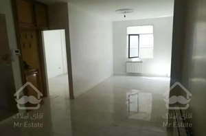 اپارتمان ۱۸۸غربی کوچه زمانی