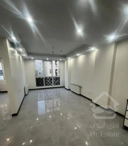 ۷۰متر۲پارکینگه فول امکانات اکازیون سندتکبرگ