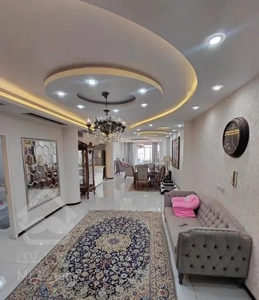 ۱۲۶ متری / جنوبی / دو خواب / خانه اصفهان
