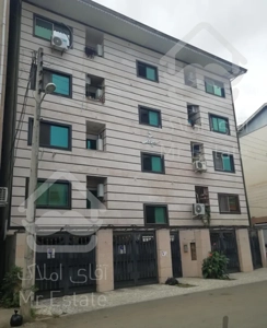 رضوانشهر کوچه اعیادی ساختمان سیاوش طبقه دوم