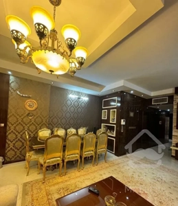 ۲۰۰متر*هال خصوصی*نزدیک حاشیه