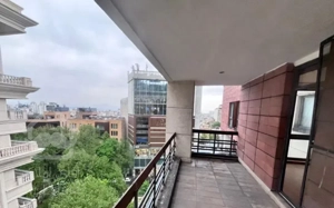۳۱۰ متر عمار برج باغ