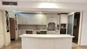 ۱۷۳ متر ، سه خواب ، گیشا